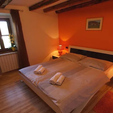 Lukas-gologorica Holiday home Gologorica