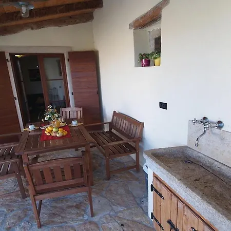 Holiday home Lukas-gologorica Gologorica
