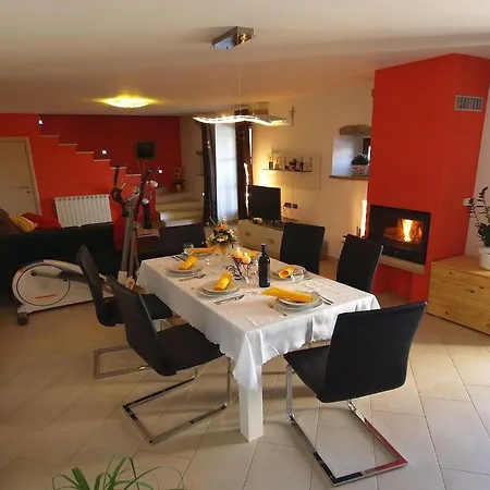 Holiday home Lukas-gologorica